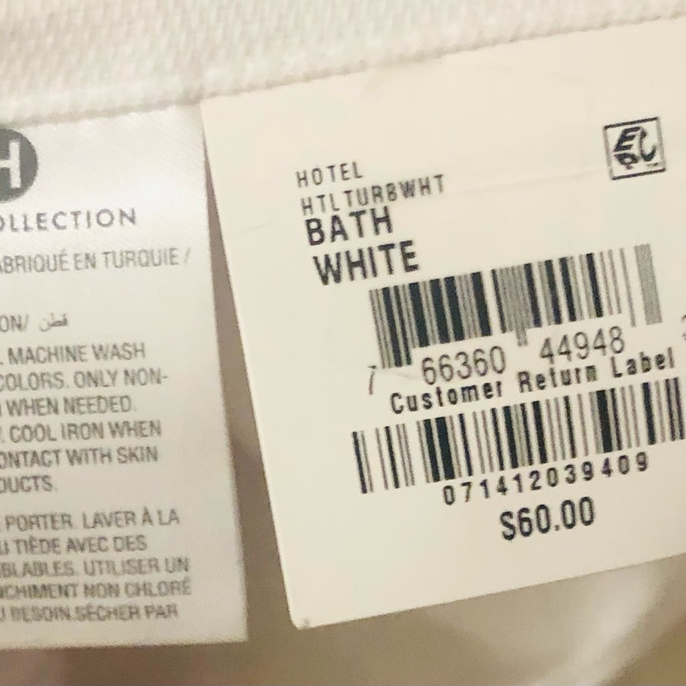 New With Tag Macys Hotel Spa Towel
